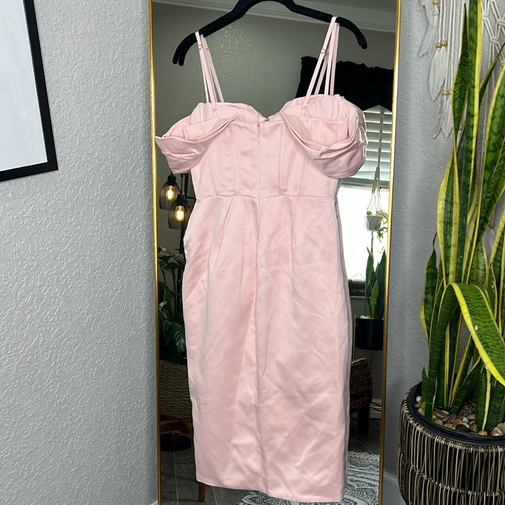 HOUSE OF CB 'Camila' Blush Off Shoulder Corset Dress NWOT - Picture 9 of 11